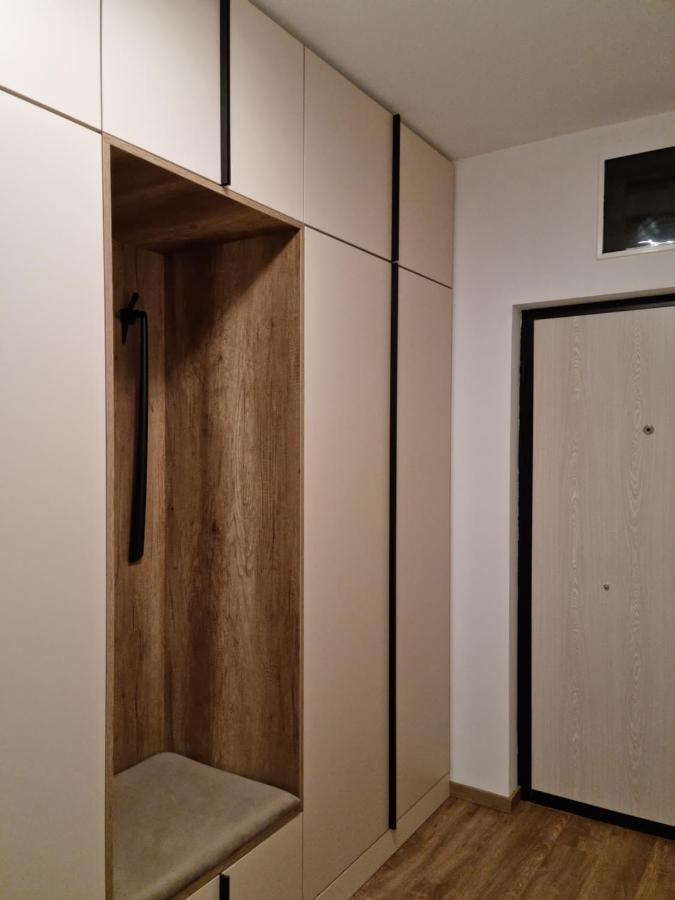 Lilien Apartment Airport Ledine Екстер'єр фото